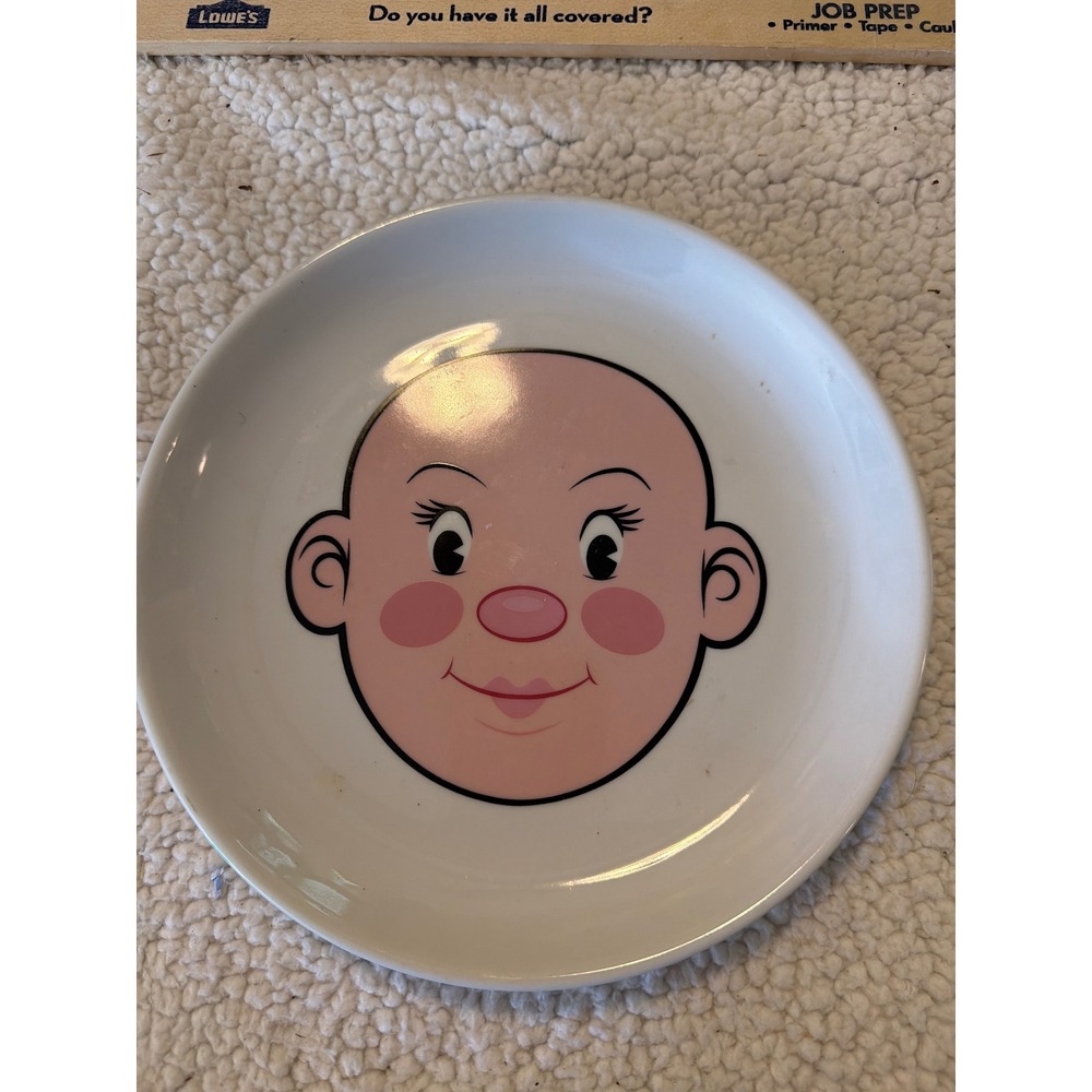 Fred and Friends Ms Food Face Ceramic Plate Jason Amendolara White Pink 8.25in